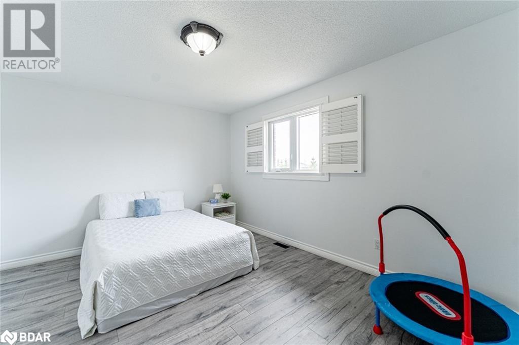 12 Thackeray Crescent, Barrie, Ontario  L4N 6J6 - Photo 12 - 40725827