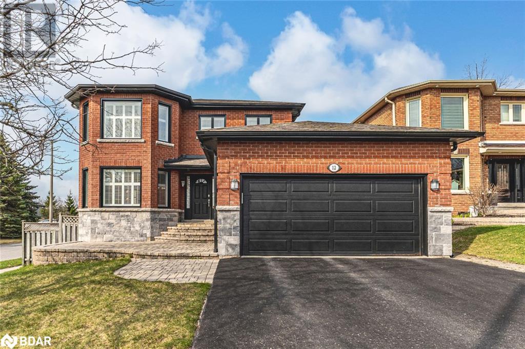 12 THACKERAY Crescent, Barrie, Ontario