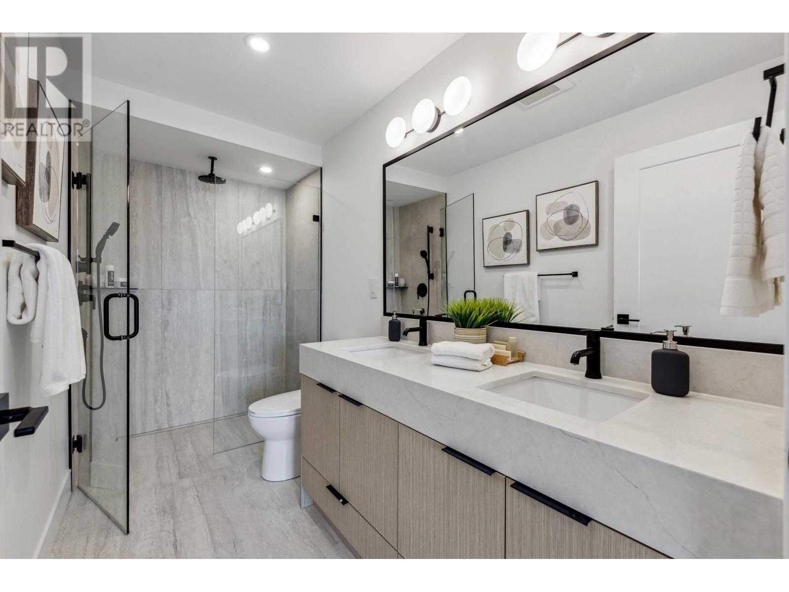 3381 Victoria Drive, Vancouver, British Columbia  V5N 4M3 - Photo 32 - R2996967