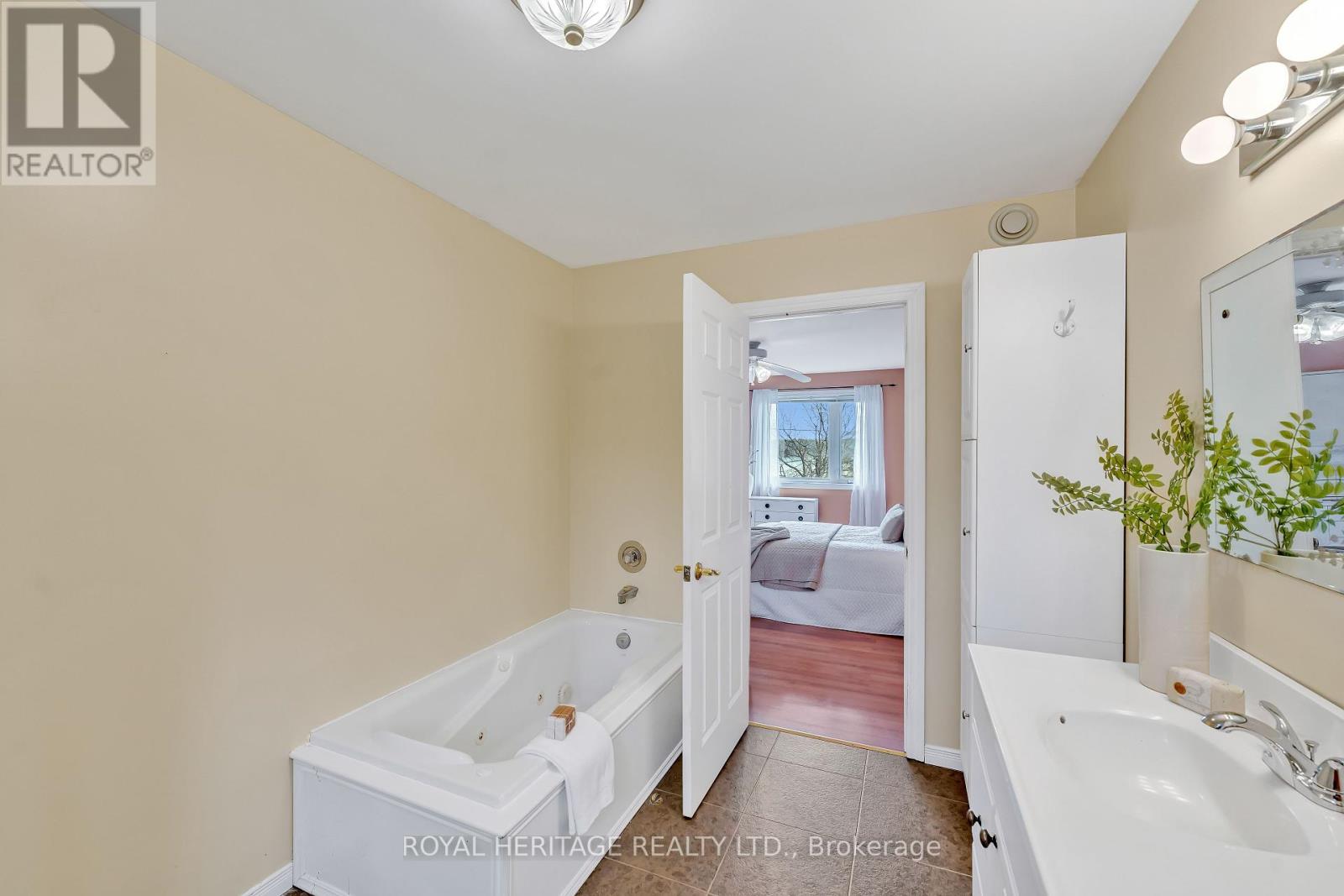 7351 Byers Road, Hamilton Township, Ontario  K0L 1B0 - Photo 29 - X12104349