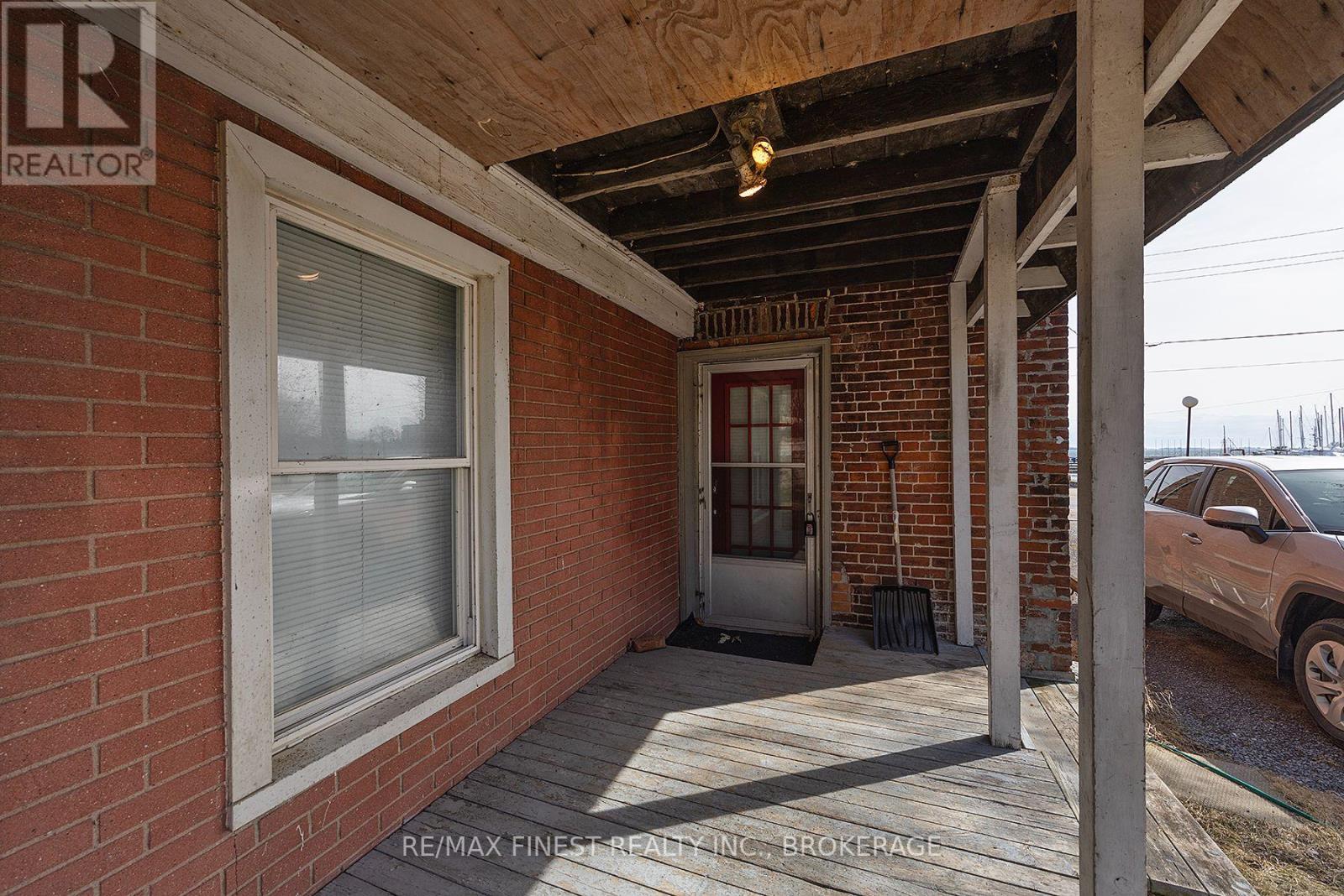 589 King Street W, Kingston (Central City West), Ontario  K7M 2E6 - Photo 30 - X12069495