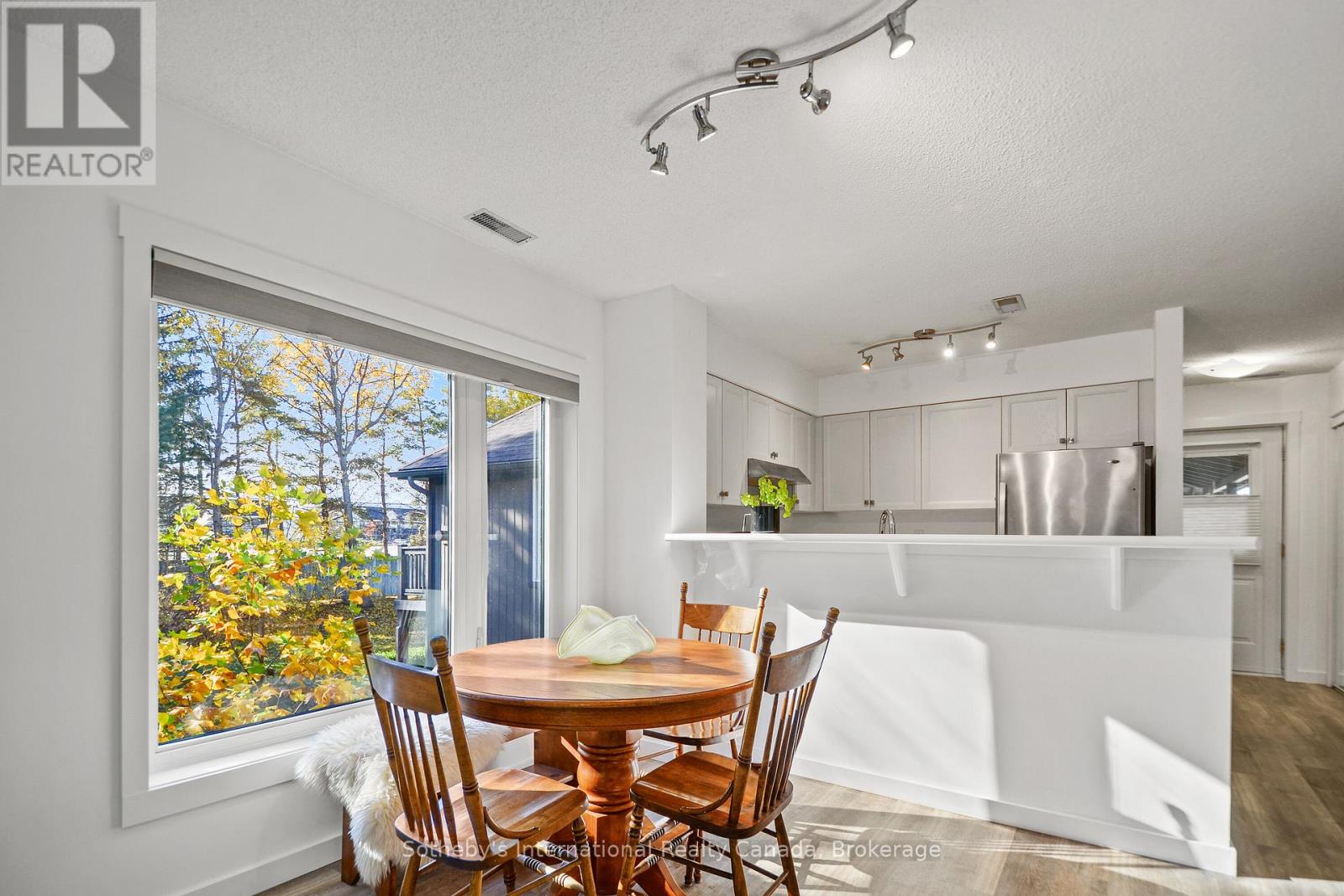 331 Mariners Way, Collingwood, Ontario  L9Y 5C7 - Photo 8 - S12126552