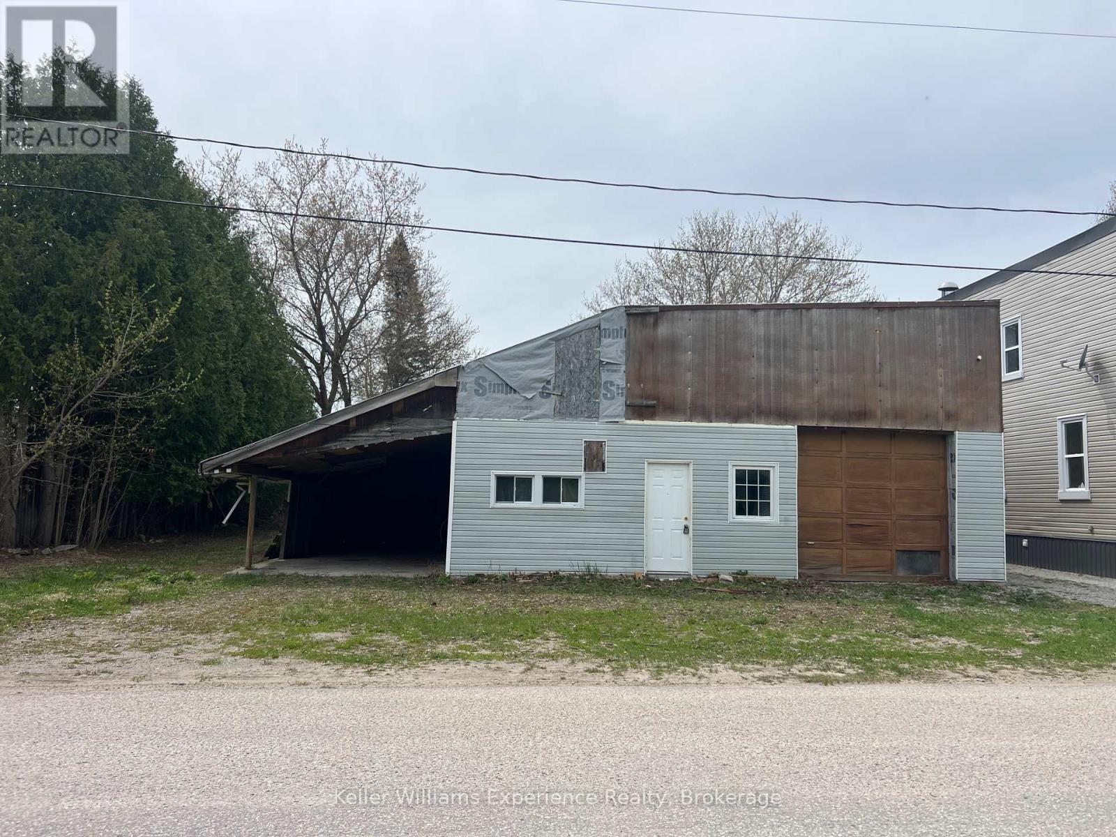 Property at 760 SECOND AVENUE image 4