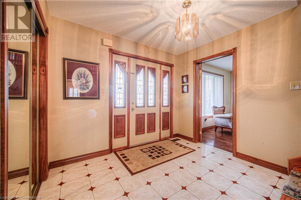 Property at 102 WALLACE Drive image 4