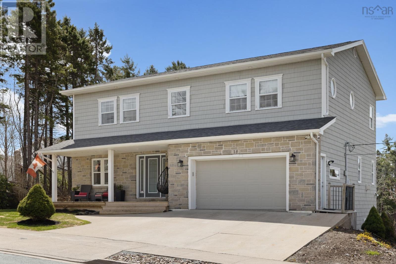 Property at 18 Keyes Court image 2
