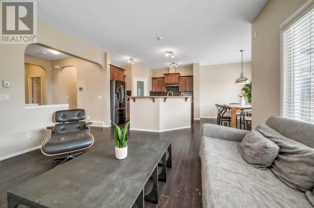 237 Bridlerange Place Sw, Calgary, Alberta  T2Y 0K9 - Photo 9 - A2216520