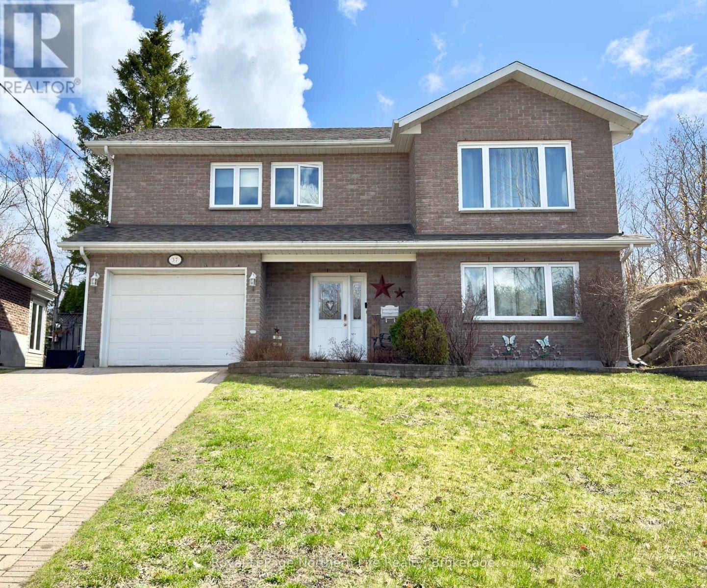 Property at 37 SHALLOT CRESCENT N image 1