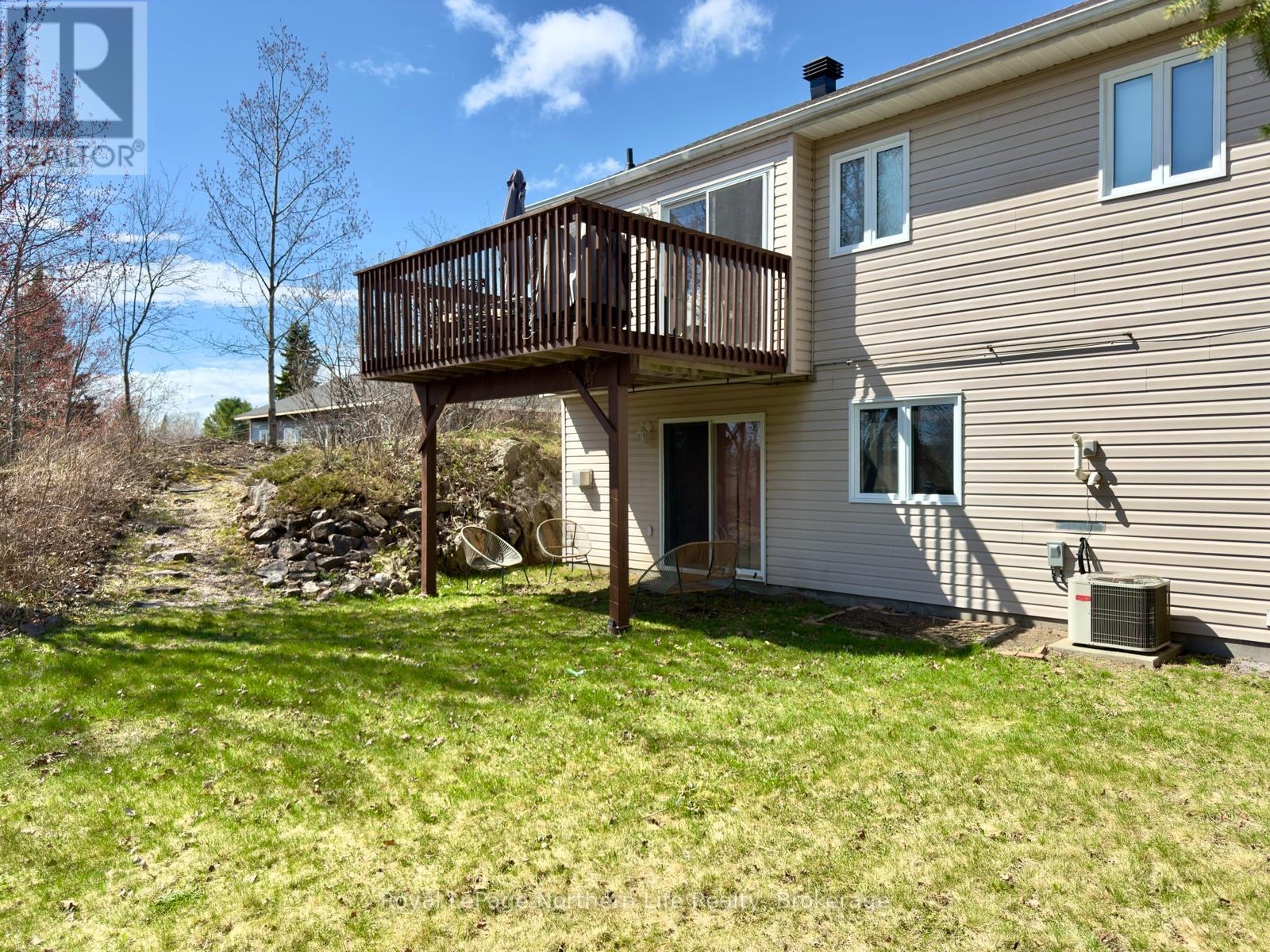 37 Shallot Crescent N, North Bay, Ontario  P1A 3V7 - Photo 35 - X12123670