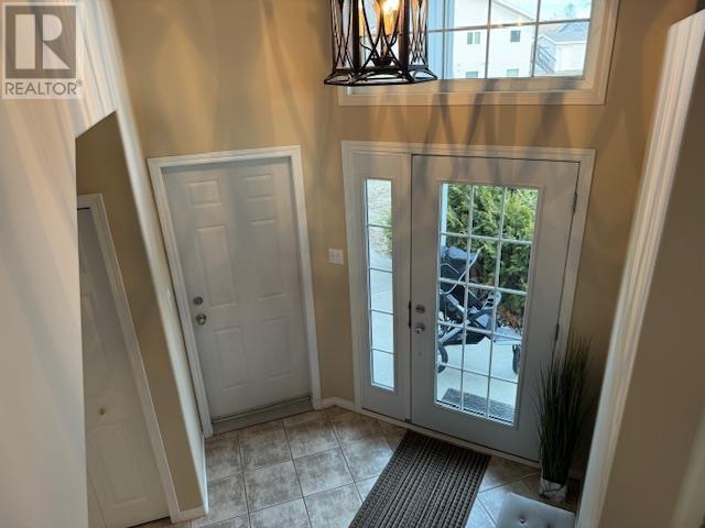 Property at 209 Caribou CRES image 4