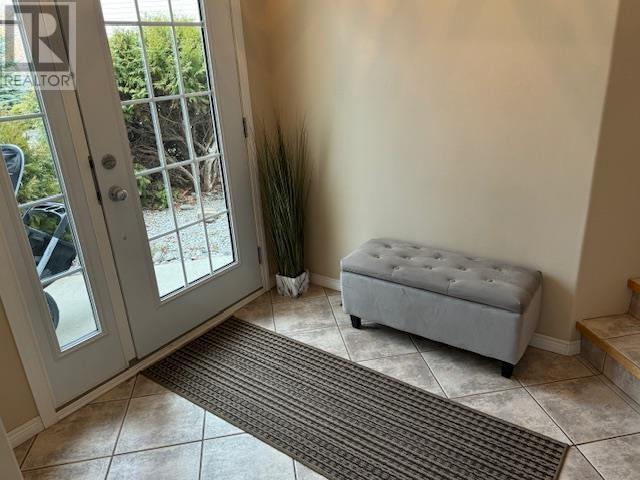 Property at 209 Caribou CRES image 3