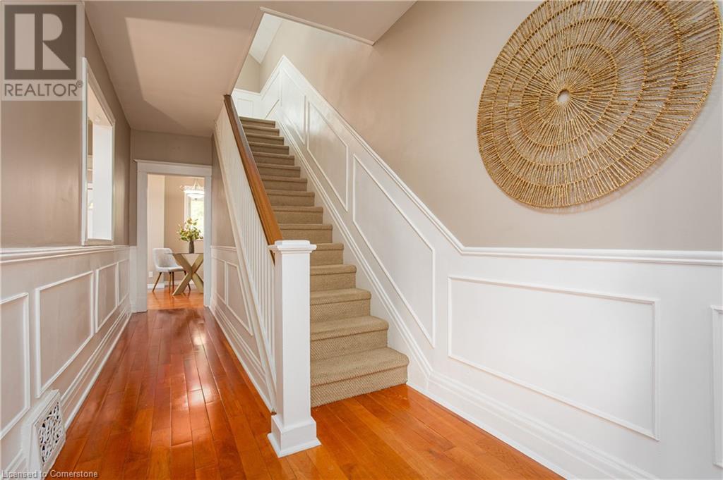 209 Weir Street N, Hamilton, Ontario  L8H 5G2 - Photo 5 - 40725356