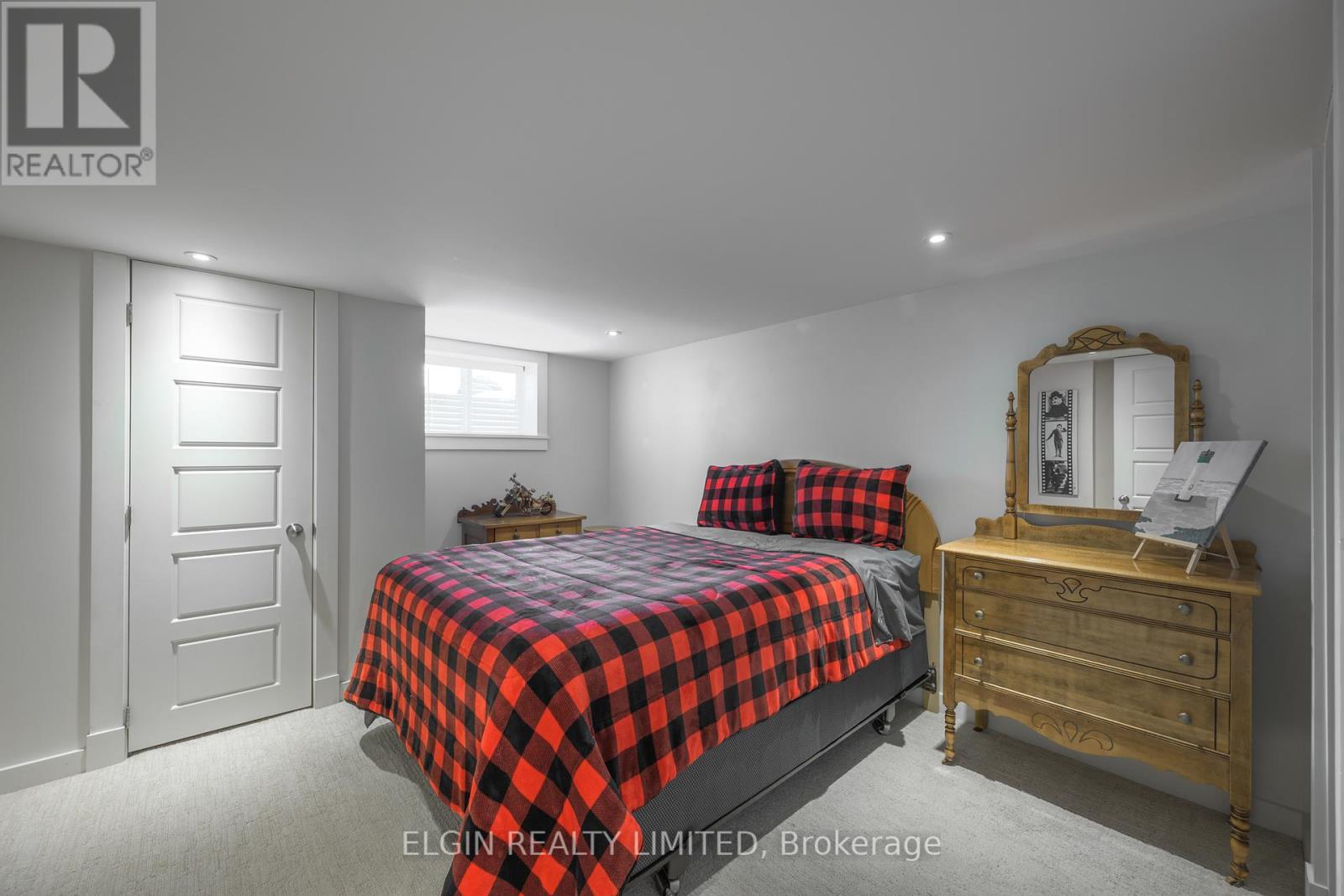 42641 Southdale Line, Central Elgin, Ontario  N5R 1C1 - Photo 38 - X12130170