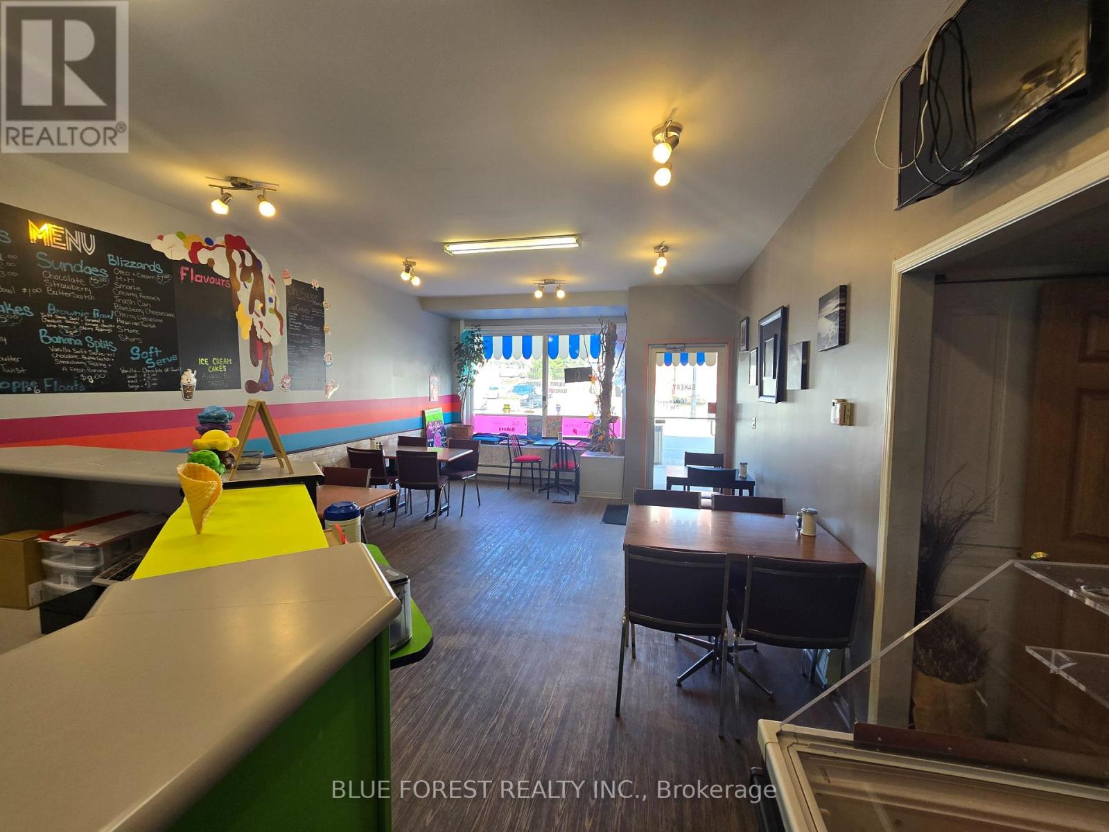 222 Furnival Road, West Elgin, Ontario  N0L 2C0 - Photo 12 - X12130175