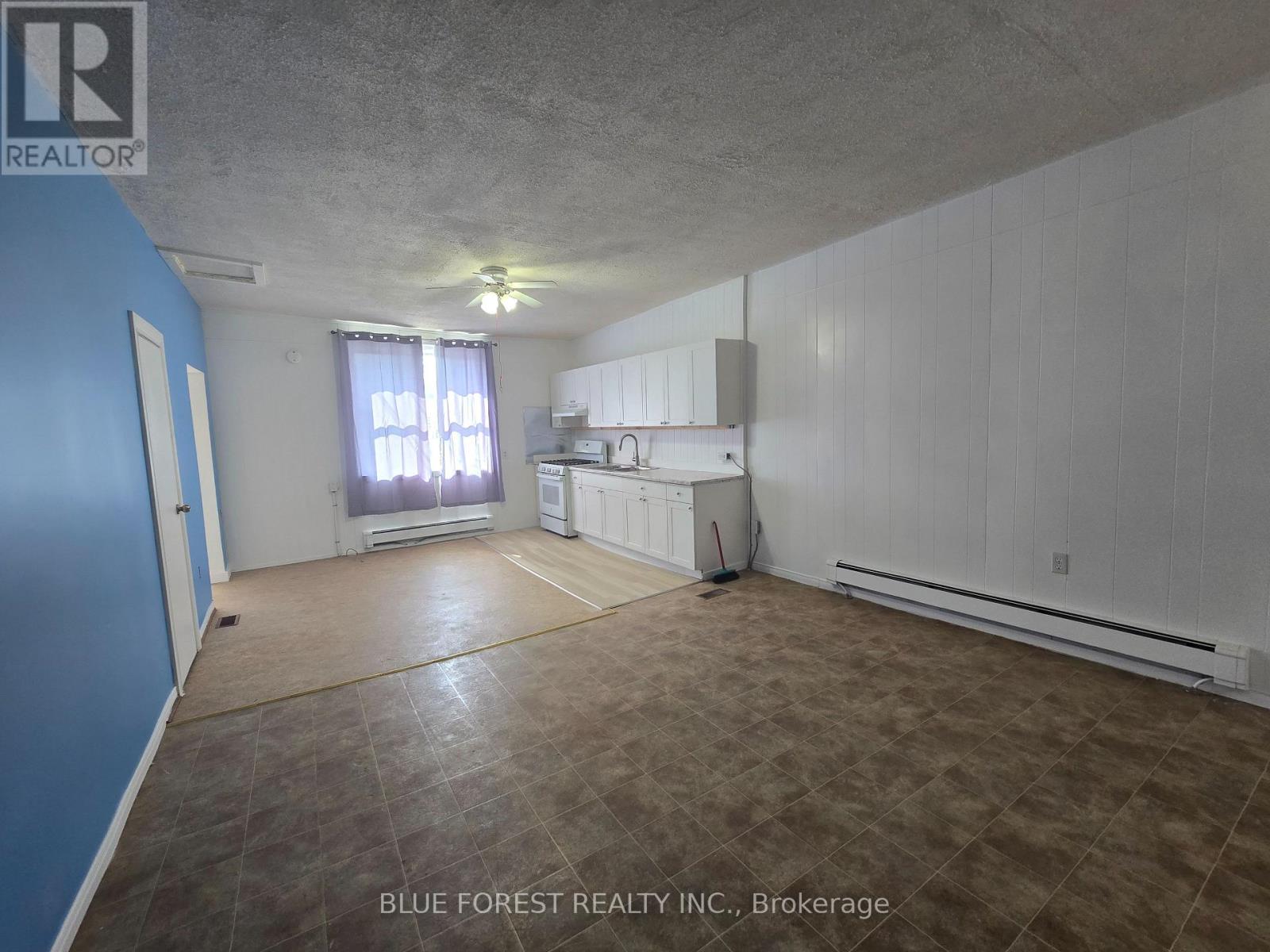 222 Furnival Road, West Elgin, Ontario  N0L 2C0 - Photo 20 - X12130175