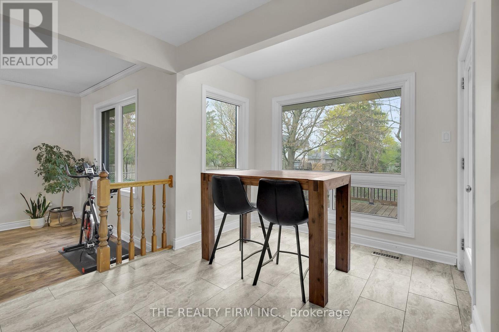 87 Westwinds Drive, London South (South Q), Ontario  N6C 5M6 - Photo 12 - X12130315