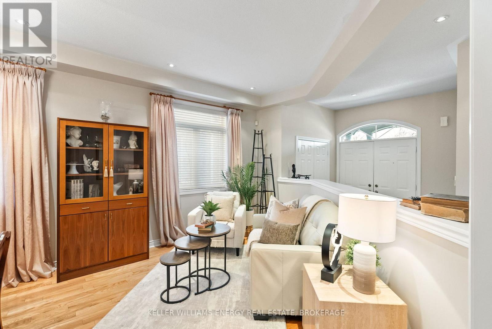 Property at 40 TORMINA BOULEVARD image 3