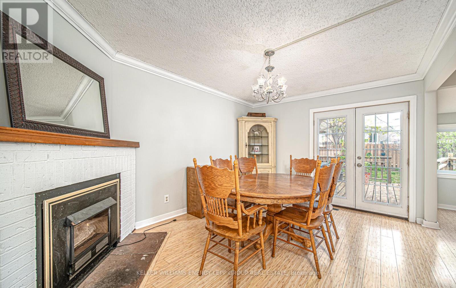 6 Goldring Drive, Whitby, Ontario  L1P 1C1 - Photo 11 - E12130363
