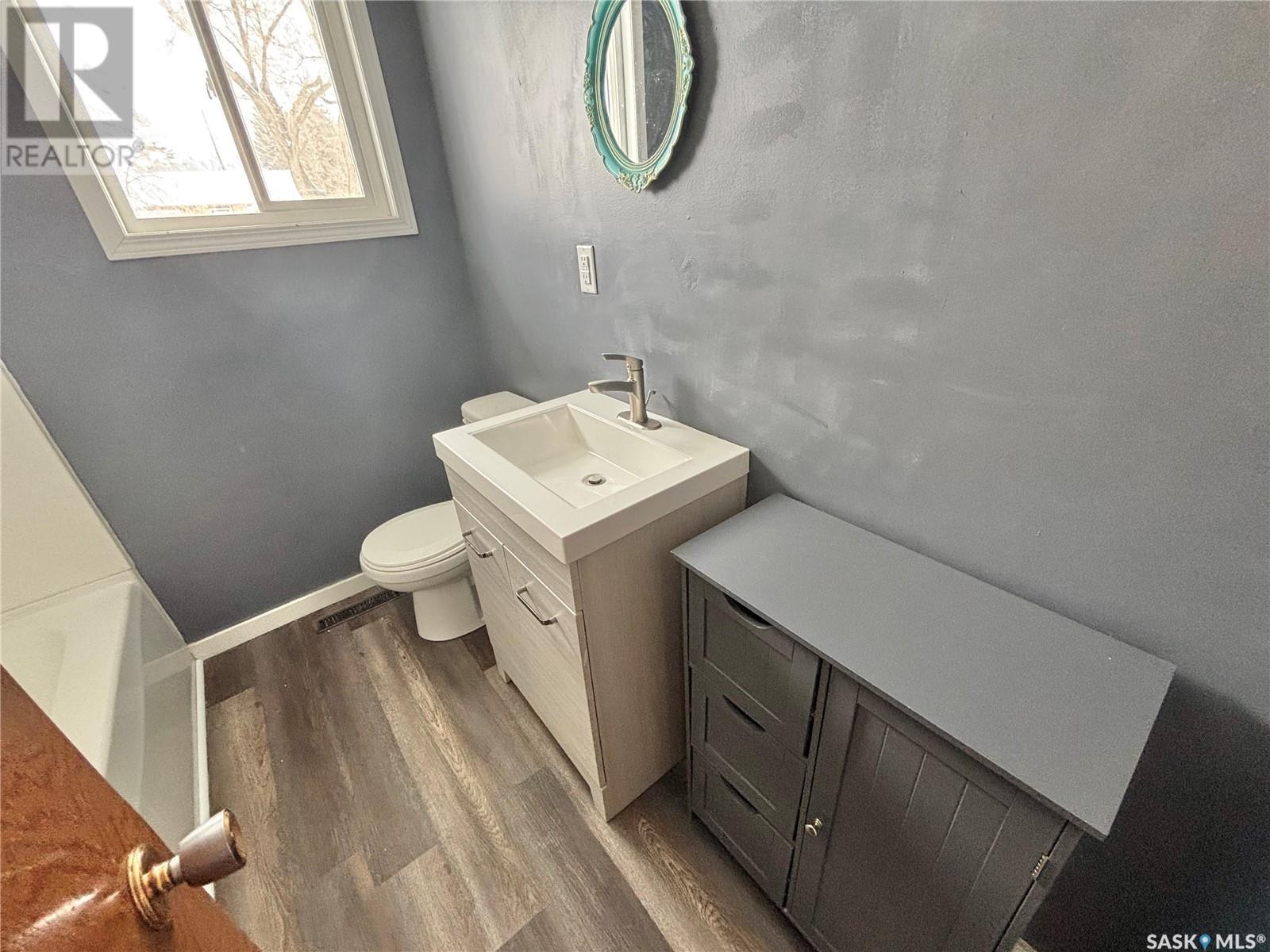 374 Betts Avenue, Yorkton, Saskatchewan  S3N 1M4 - Photo 17 - SK995961