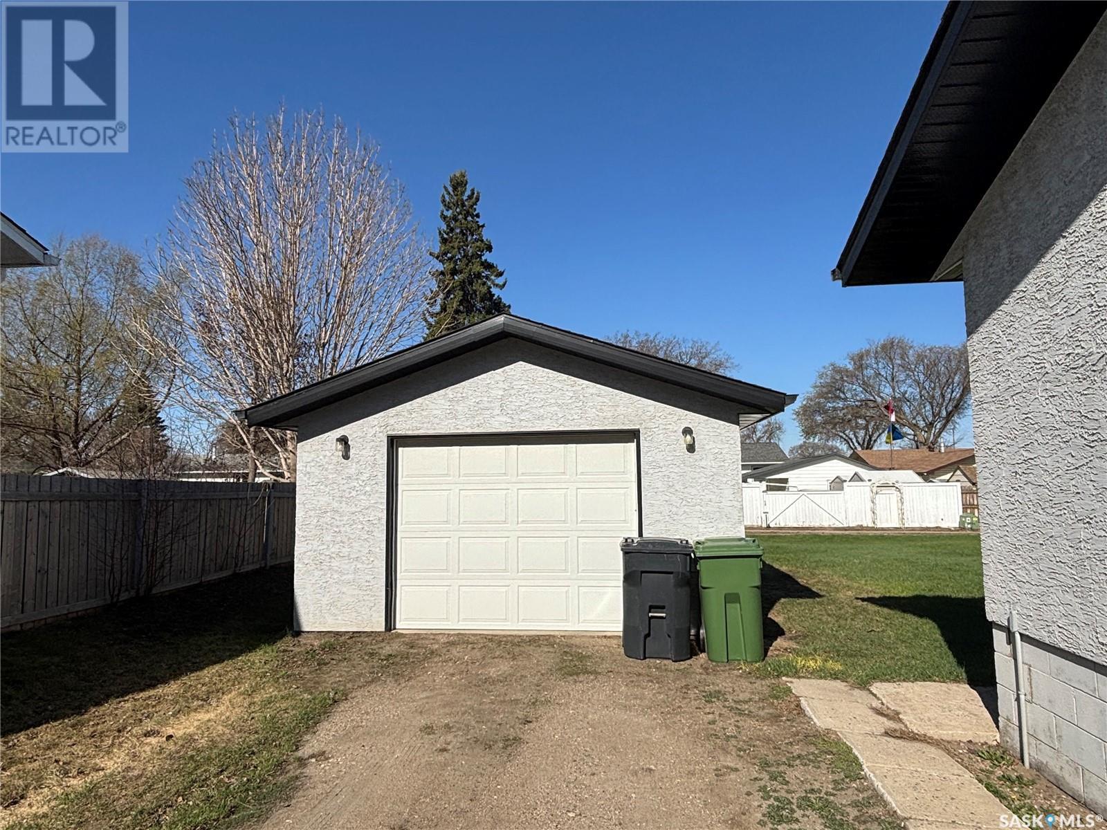 374 Betts Avenue, Yorkton, Saskatchewan  S3N 1M4 - Photo 25 - SK995961