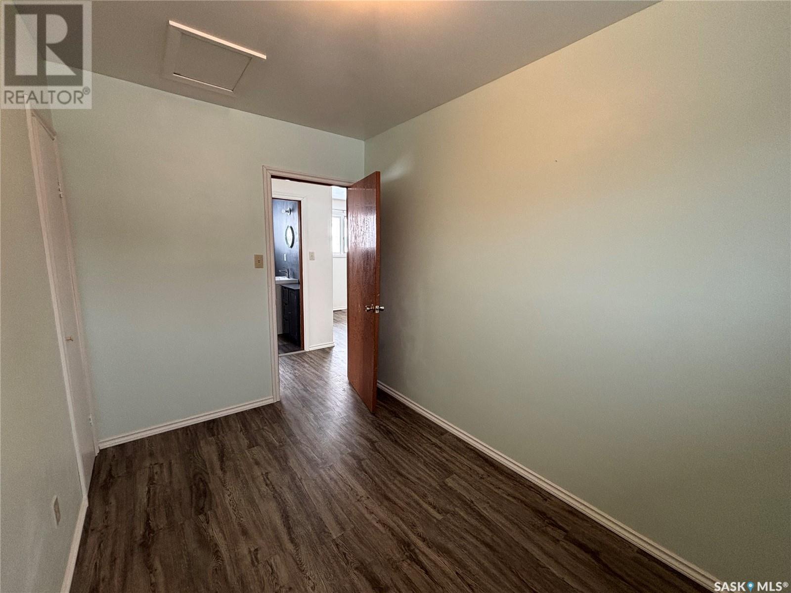 374 Betts Avenue, Yorkton, Saskatchewan  S3N 1M4 - Photo 11 - SK995961