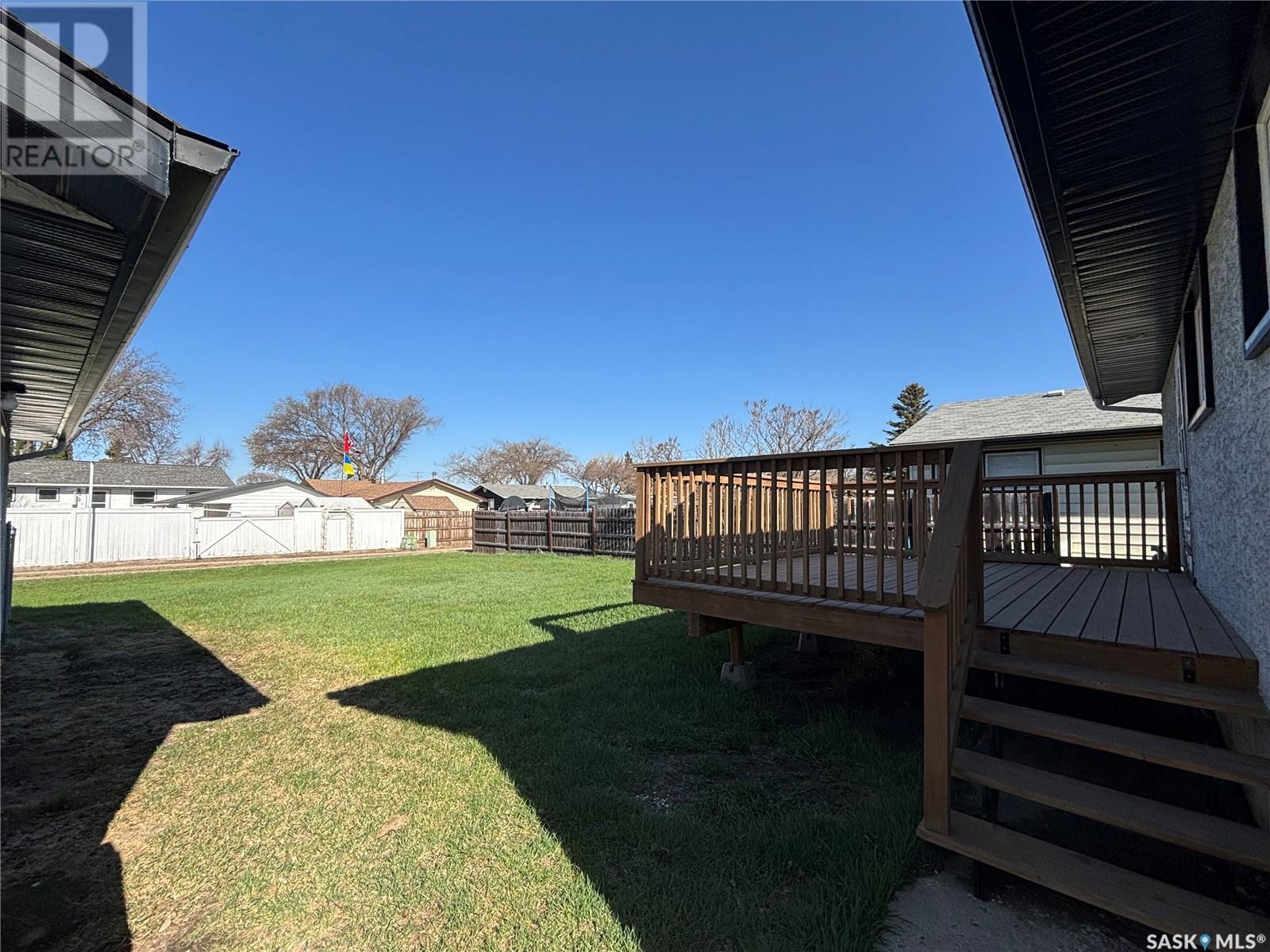 374 Betts Avenue, Yorkton, Saskatchewan  S3N 1M4 - Photo 28 - SK995961
