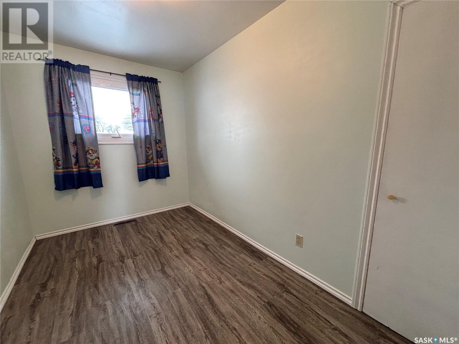 374 Betts Avenue, Yorkton, Saskatchewan  S3N 1M4 - Photo 10 - SK995961