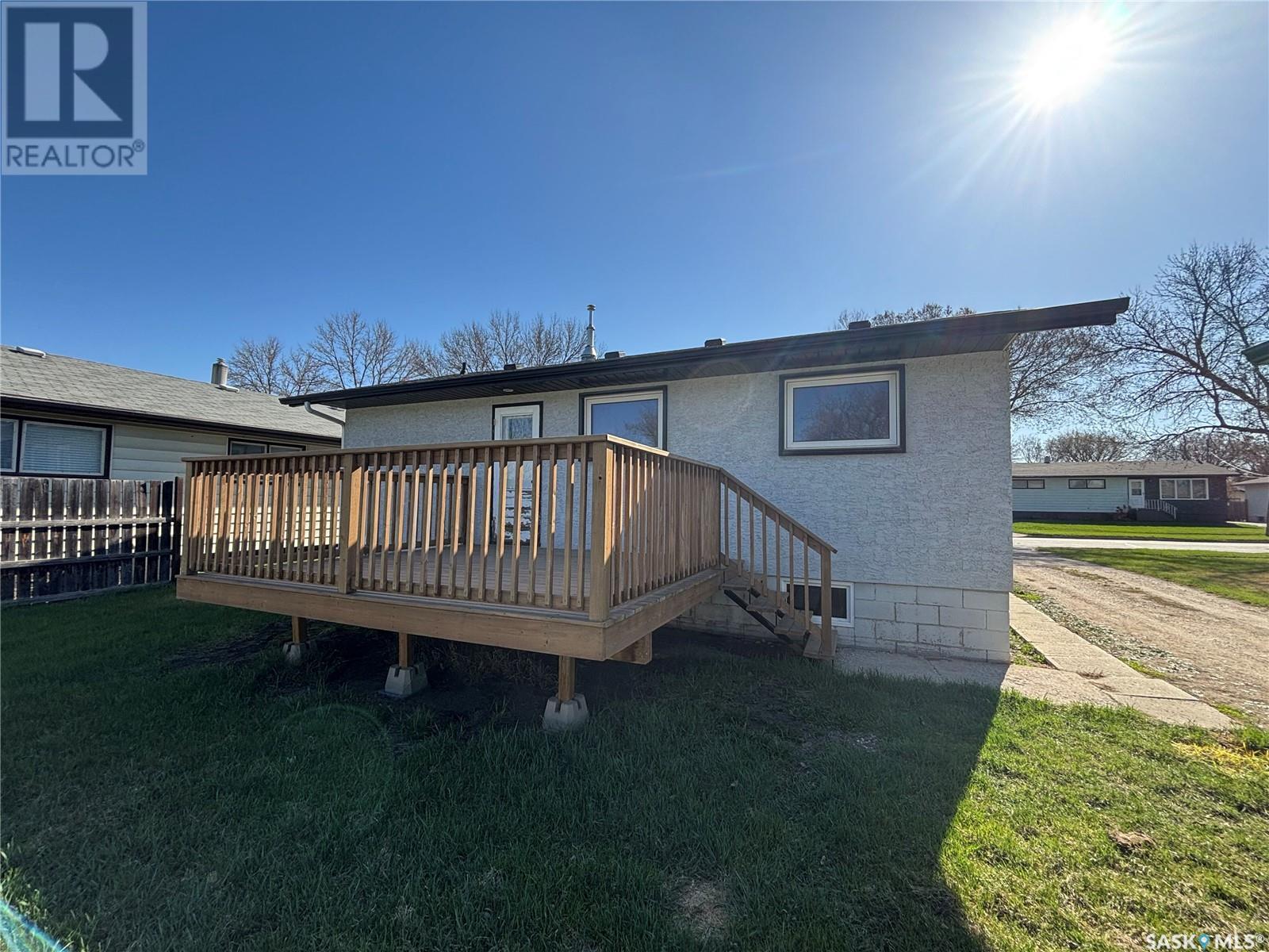 374 Betts Avenue, Yorkton, Saskatchewan  S3N 1M4 - Photo 27 - SK995961