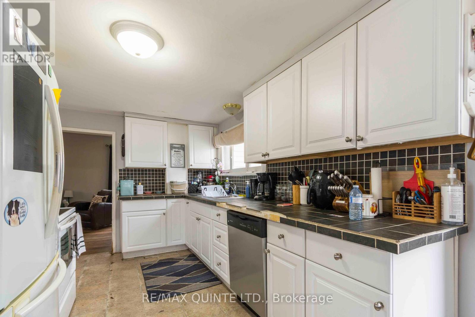 20 Mccann Street, Quinte West, Ontario  K8V 1W1 - Photo 4 - X12130261