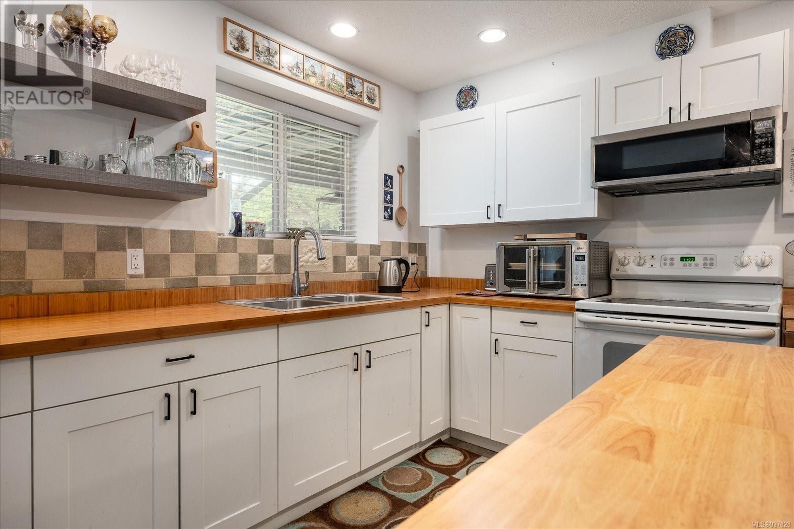 6657 Valley View Dr, Nanaimo, British Columbia  V9T 5R7 - Photo 23 - 997828