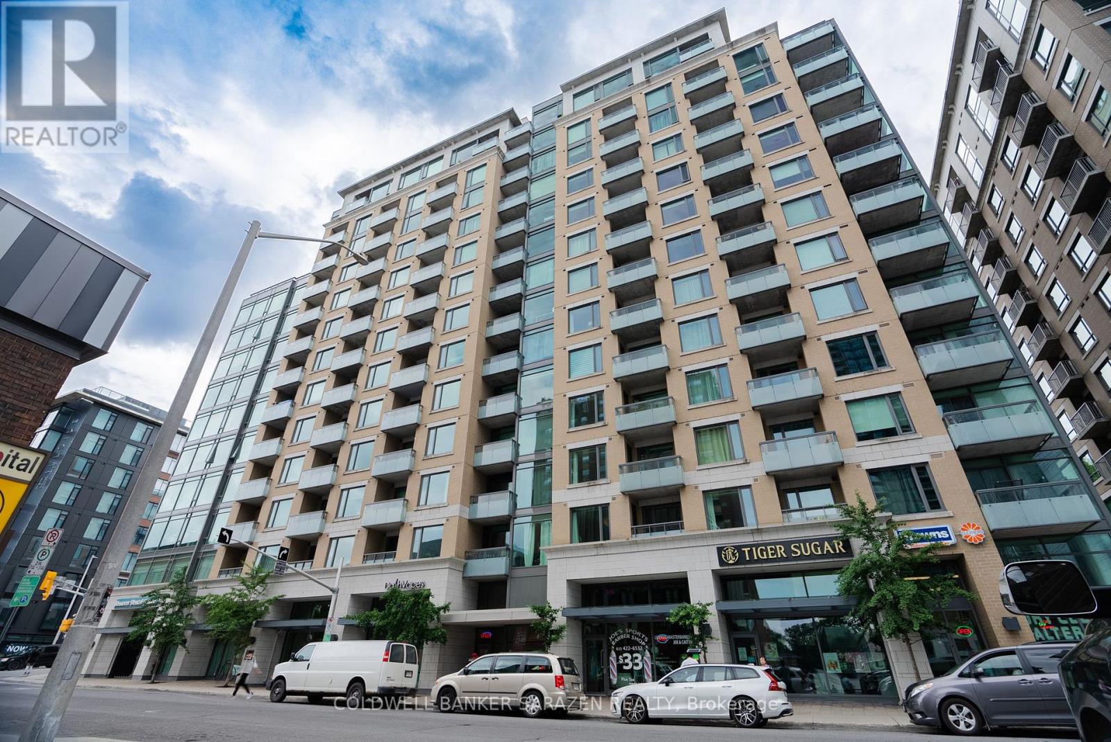 1001 - 238 Besserer Street, Ottawa, Ontario  K1N 6B1 - Photo 4 - X12128718