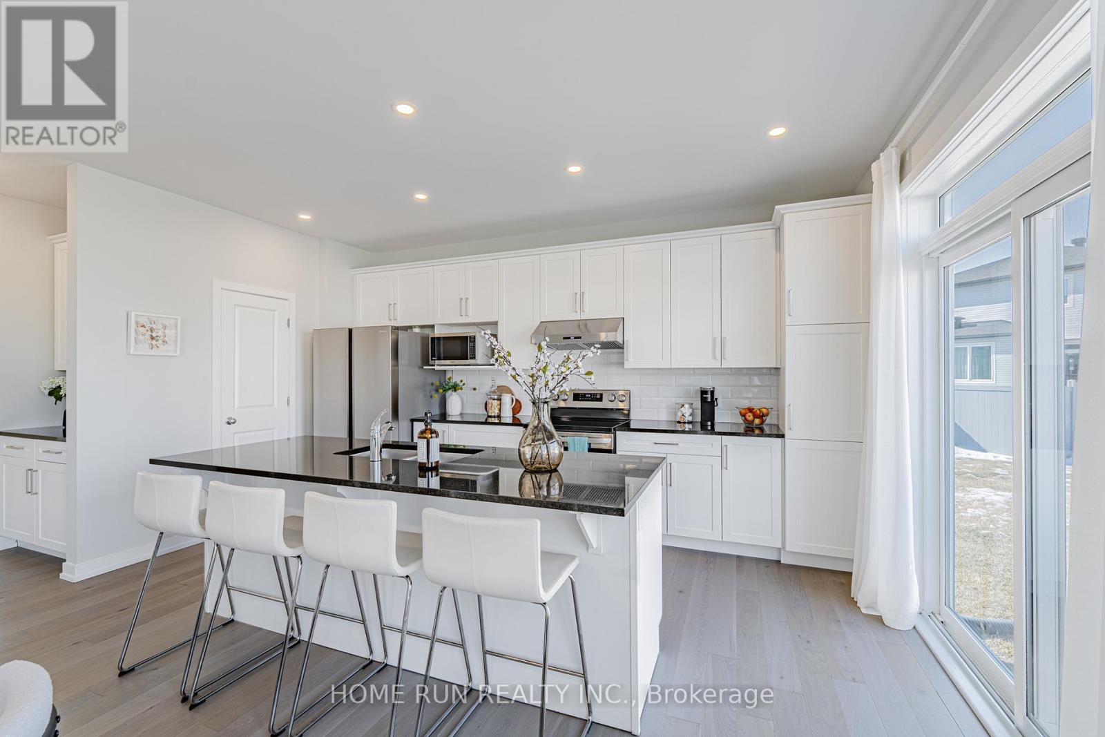 408 Gidran Circle, Ottawa, Ontario  K2J 0R6 - Photo 12 - X12130158