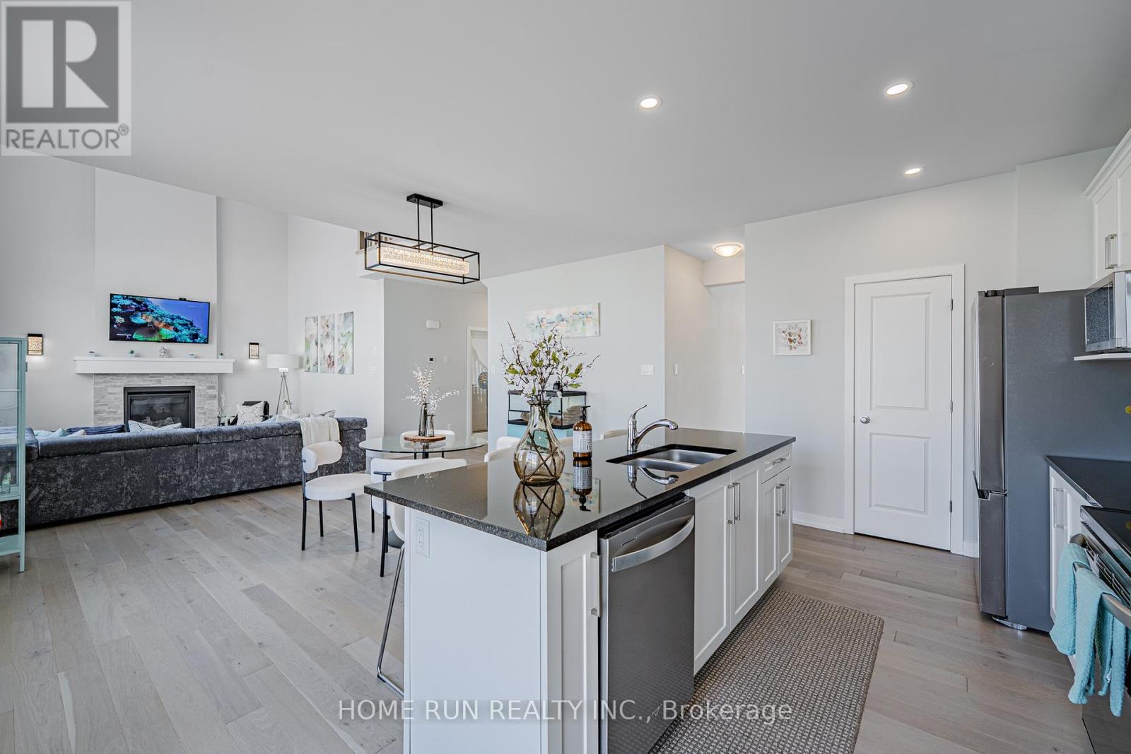 408 Gidran Circle, Ottawa, Ontario  K2J 0R6 - Photo 14 - X12130158