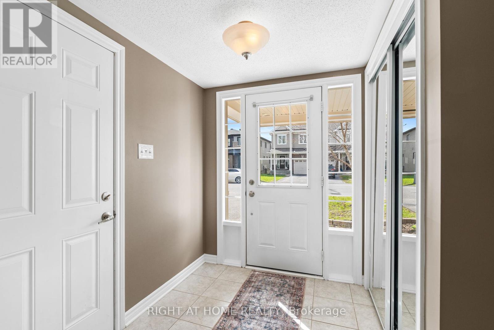 2557 Waterlilly Way, Ottawa, Ontario  K2J 0K6 - Photo 3 - X12130187