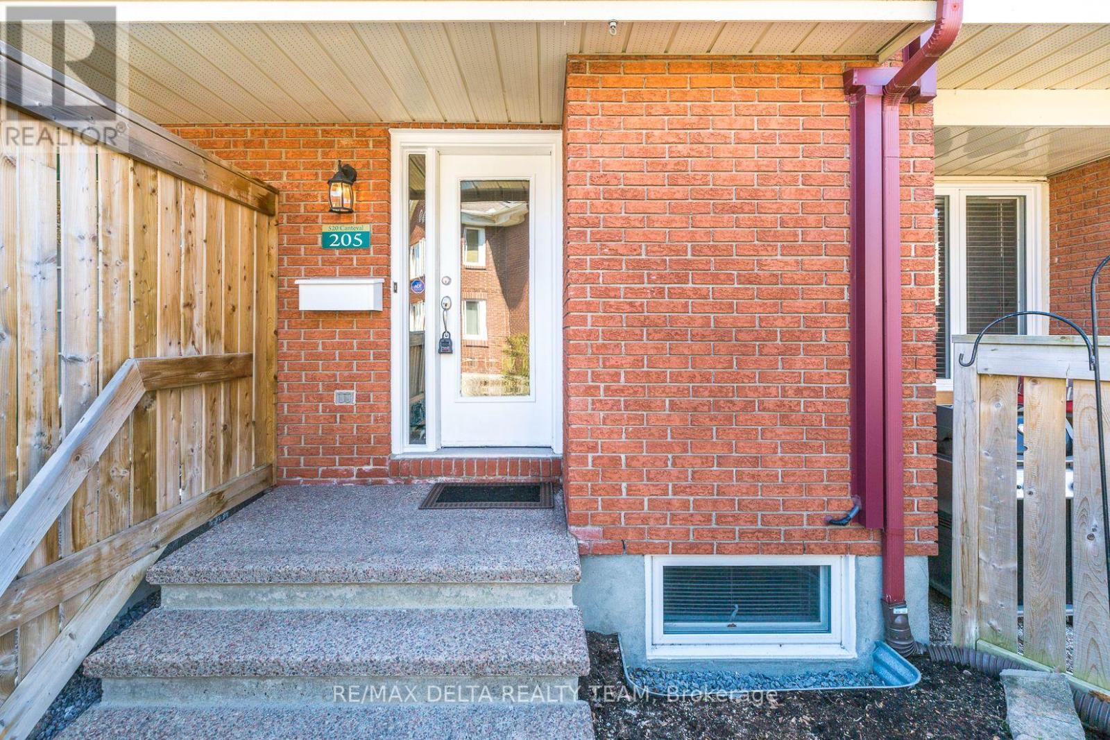 Property at 205 - 520 CANTEVAL TERRACE image 4