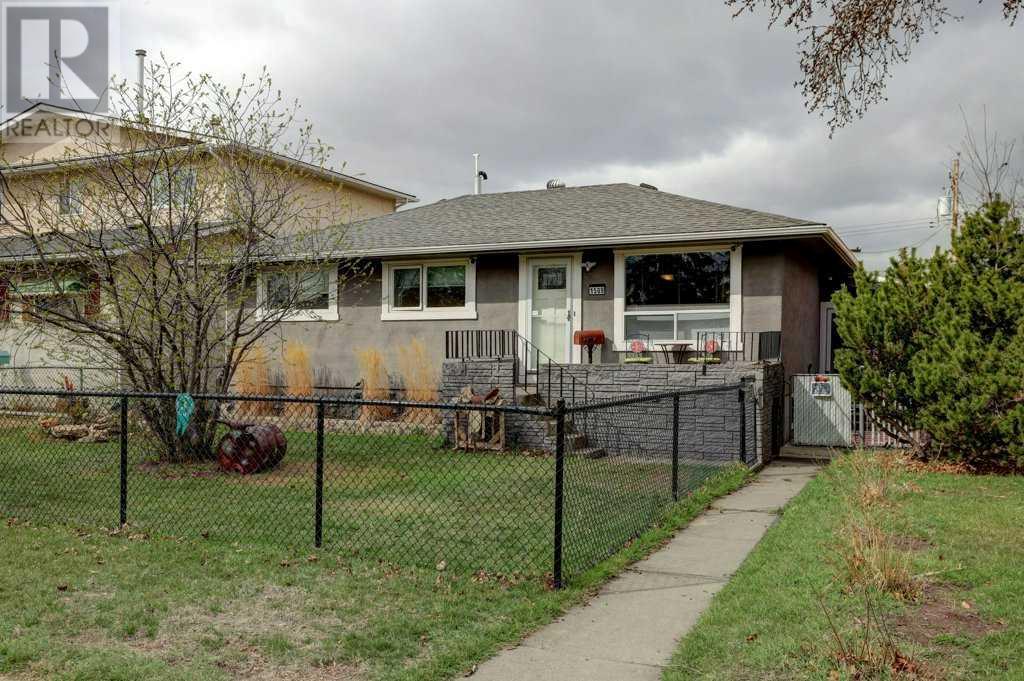 Property at 1509 38 Street SE image 1
