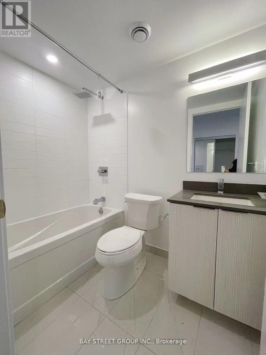 4805 - 501 Yonge Street, Toronto, Ontario  M4Y 0G8 - Photo 7 - C12130015