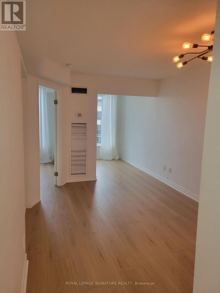 806 - 222 The Esplanade, Toronto, Ontario  M5A 4M8 - Photo 2 - C12130038