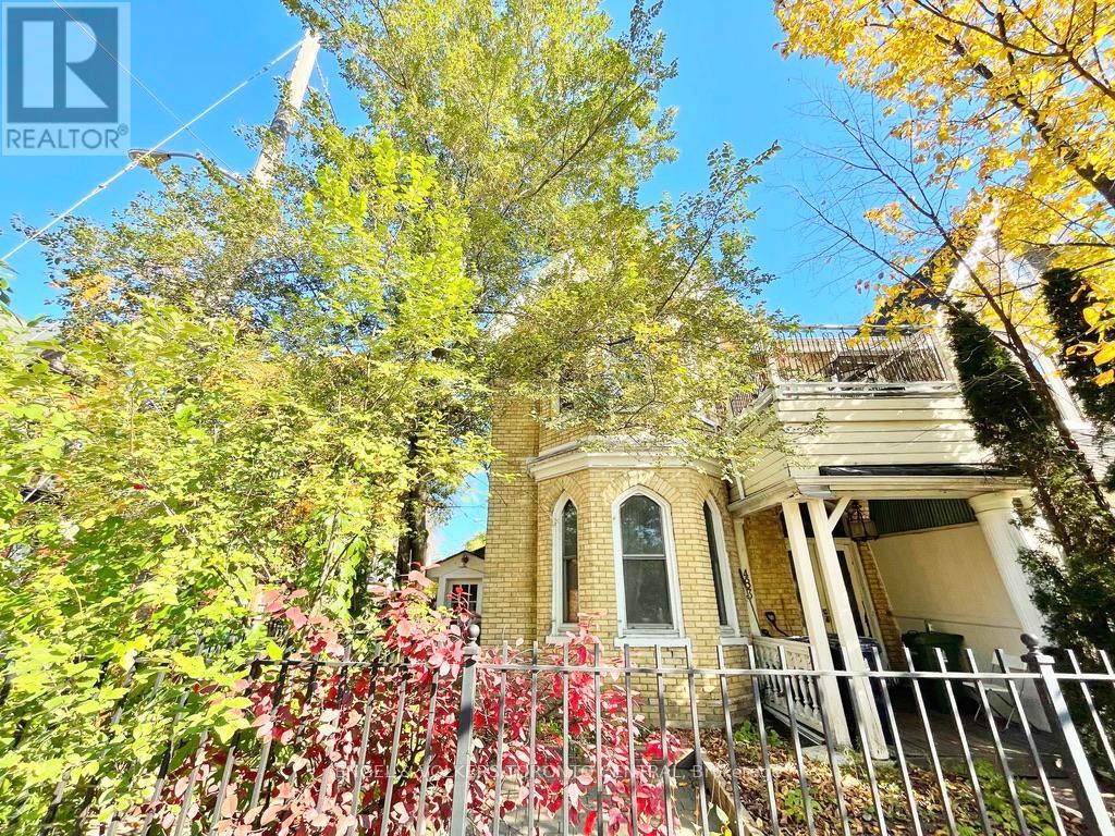 3 - 483 ONTARIO STREET, Toronto, Ontario