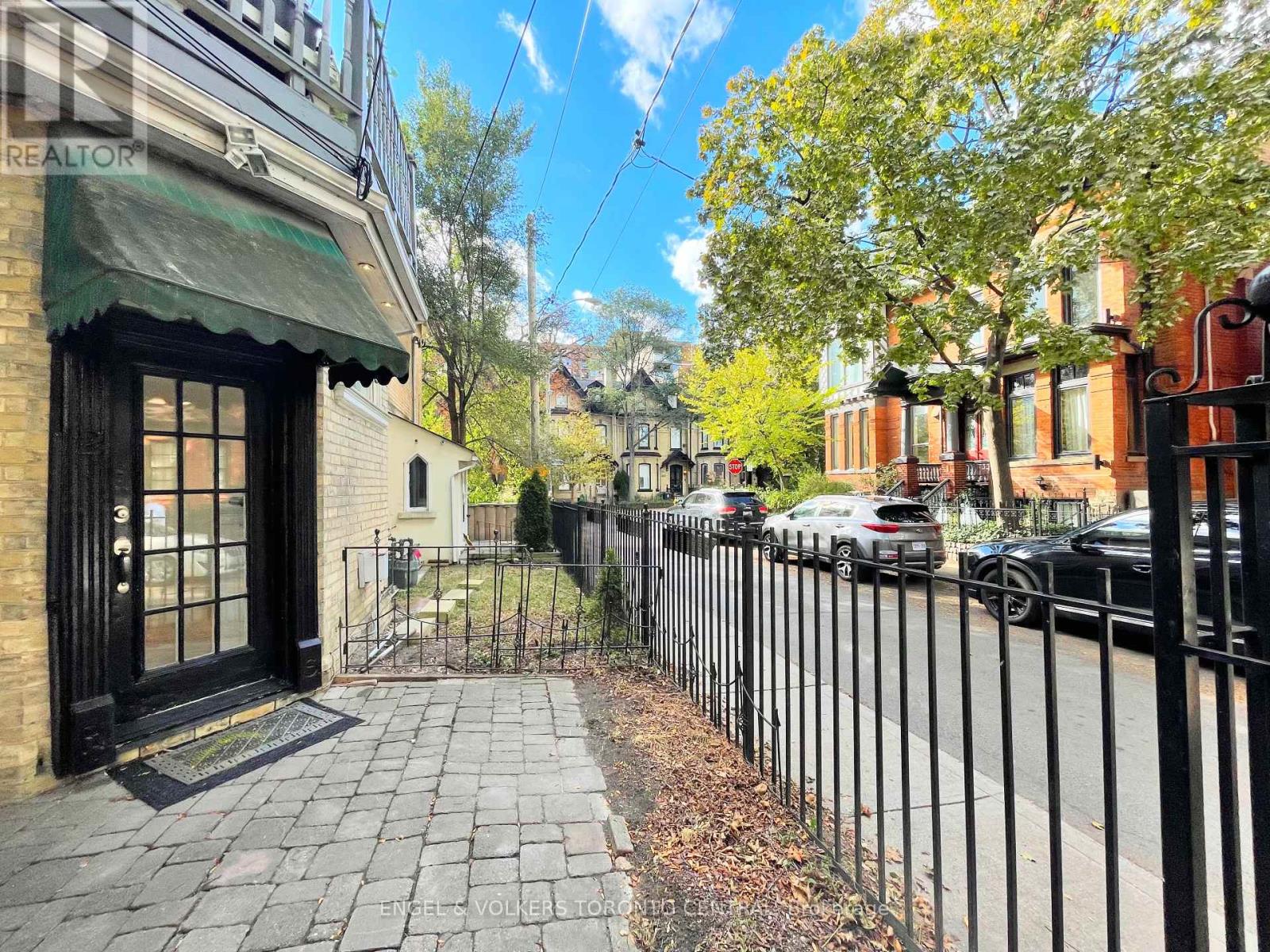 3 - 483 Ontario Street, Toronto, Ontario  M4X 1M6 - Photo 4 - C12130045