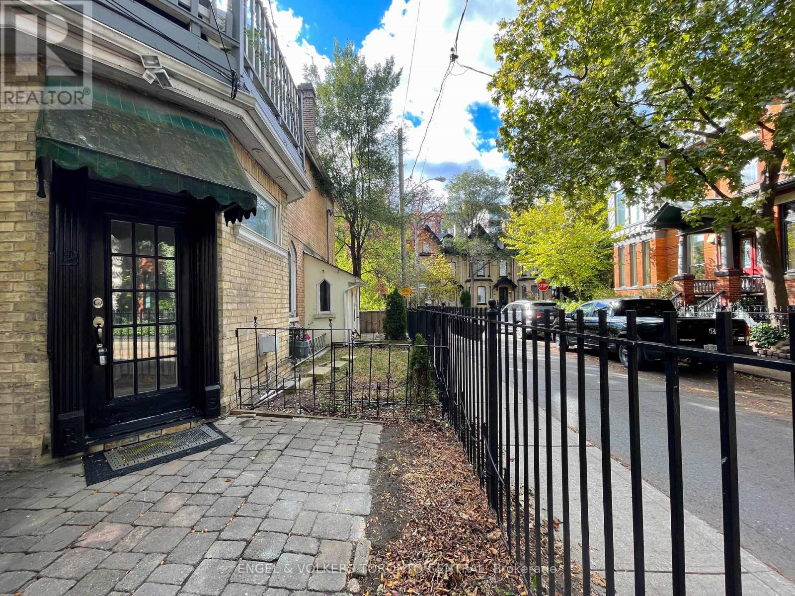 3 - 483 Ontario Street, Toronto, Ontario  M4X 1M6 - Photo 8 - C12130045