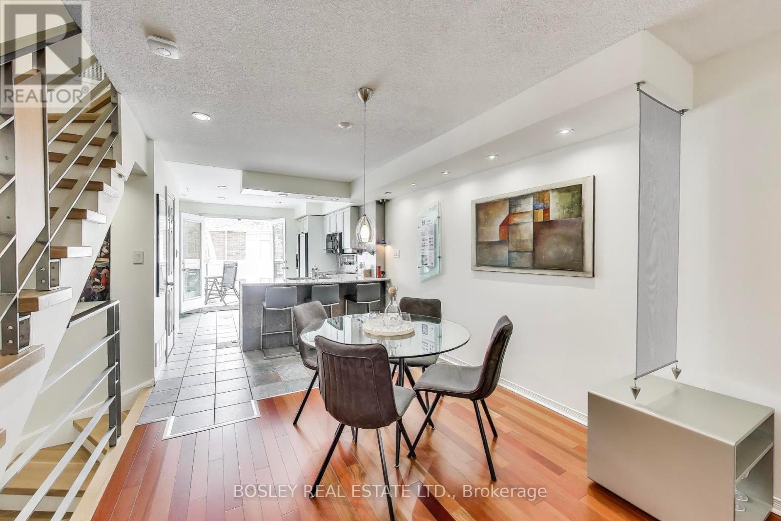 2403 - 12 Sudbury Street, Toronto, Ontario  M6J 3W7 - Photo 8 - C12130048