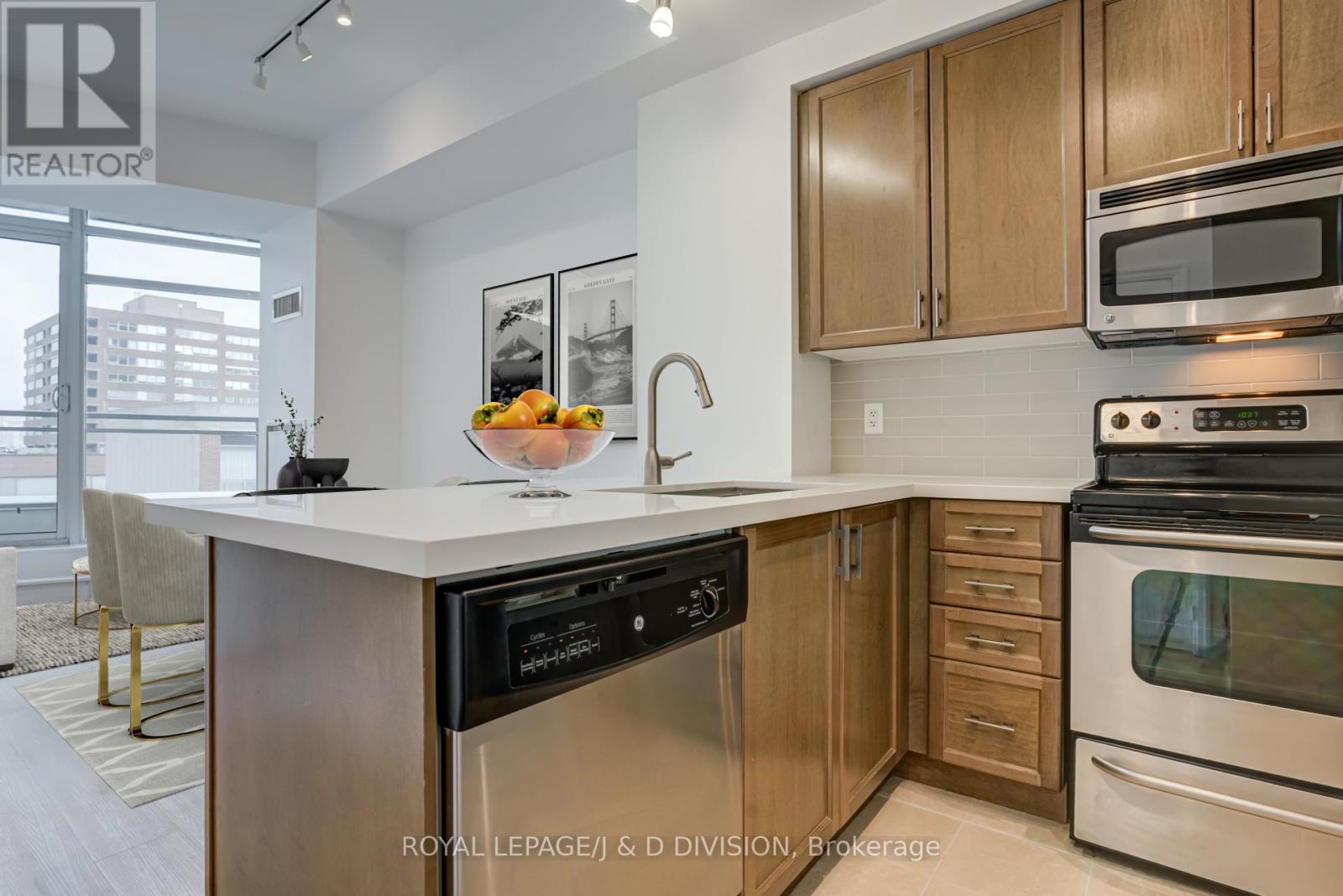 Ph108 - 8 Scollard Street, Toronto (Annex), Ontario  M5R 1M2 - Photo 13 - C12130049