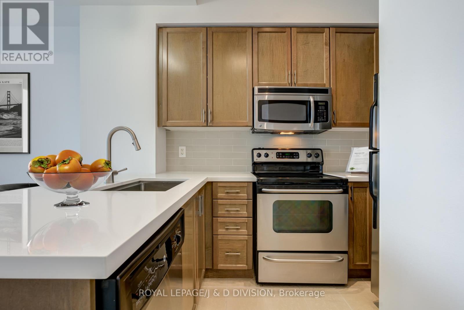 Ph108 - 8 Scollard Street, Toronto (Annex), Ontario  M5R 1M2 - Photo 12 - C12130080
