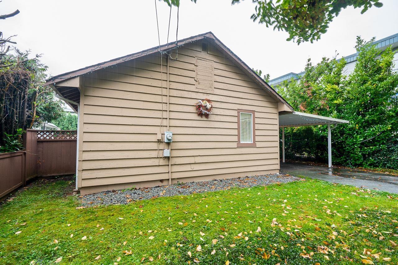 Property at 27284 30 AVENUE image 3