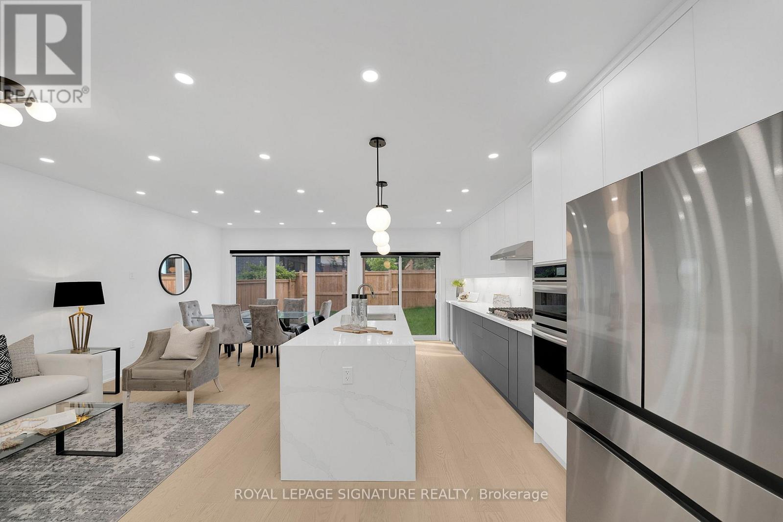 Property at 1240A BAYVIEW STREET image 5