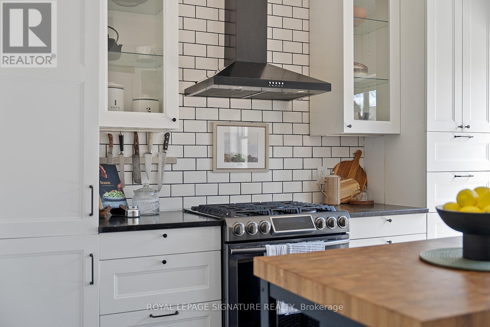 2043 Gerrard Street E, Toronto, Ontario  M4E 2B3 - Photo 19 - E12130097