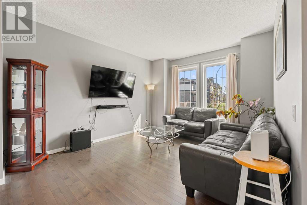 264 Marquis Heights Se, Calgary, Alberta  T3M 1Z9 - Photo 5 - A2218664
