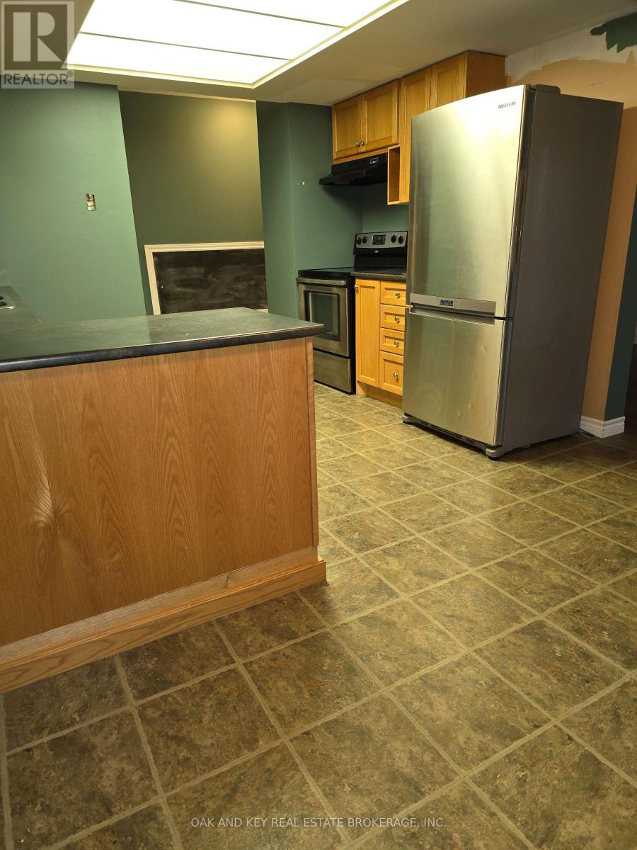 Photo 5 of 11 for 895 Dalhousie Drive