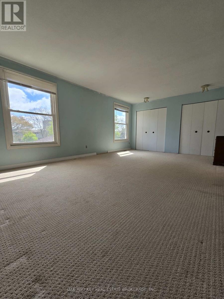 Photo 8 of 11 for 895 Dalhousie Drive