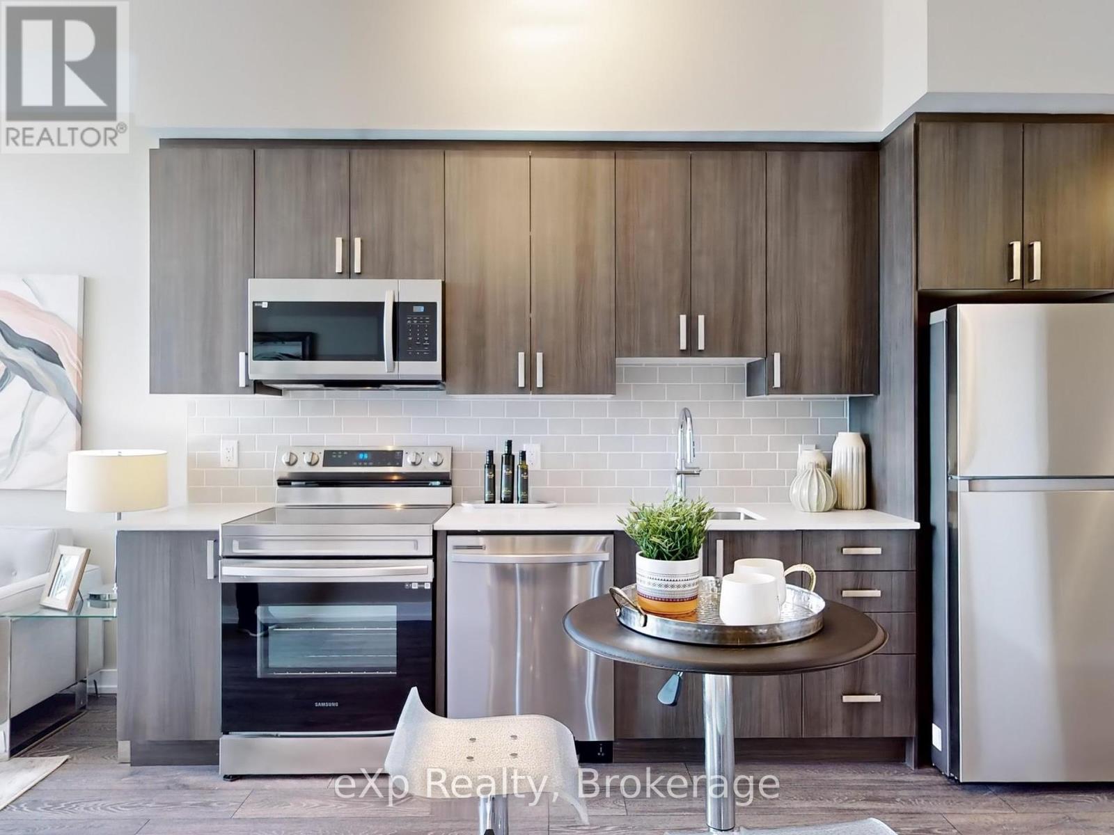 701 - 1455 Celebration Drive, Pickering, Ontario  L1W 0C3 - Photo 7 - E12130316
